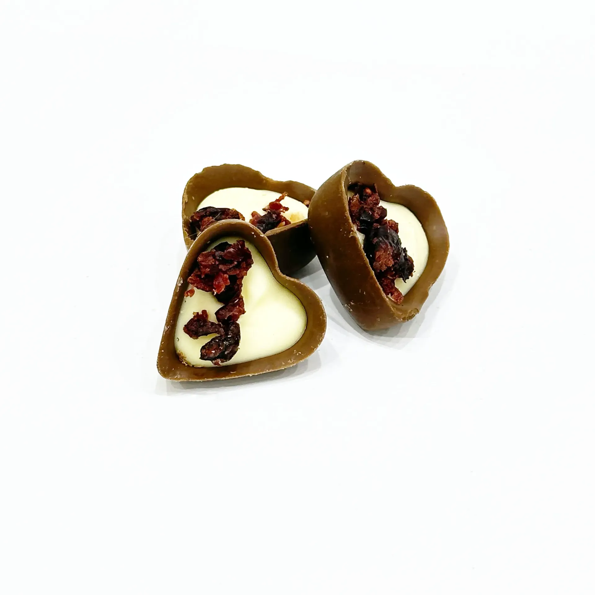 [MB-H0244] Pomegranate Cheesecake Half Coated Chocolate Heart Shape (1kg)