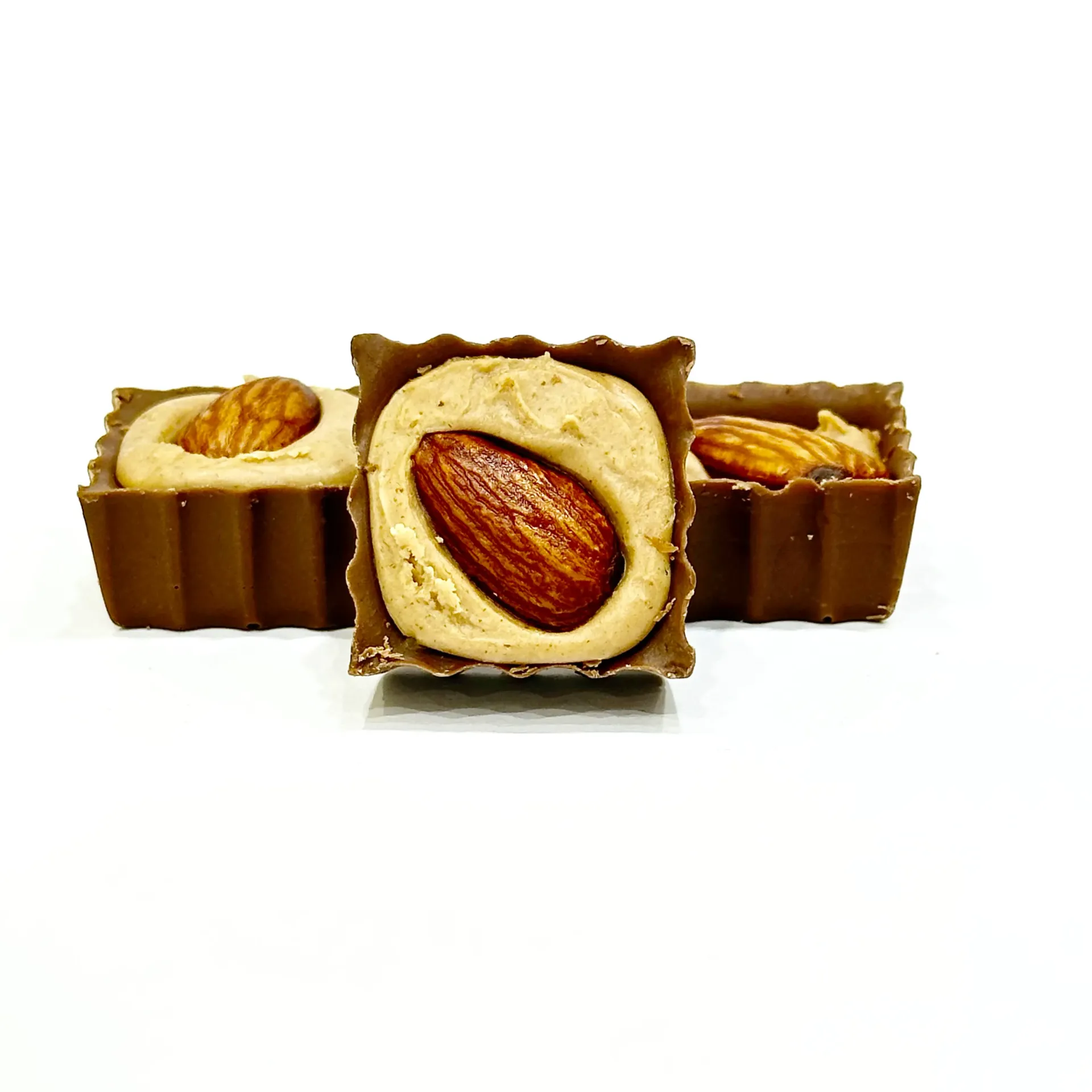 [MB-H0246] Rapaello Almond Cream Half Coated Chocolate (1kg)